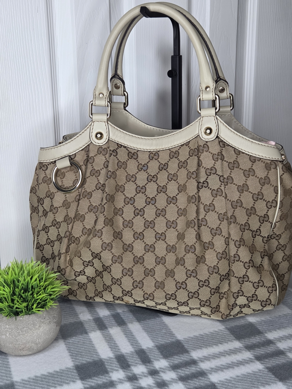 Gucci Beige GG Monogram Shoulder Bag with Cream Trim